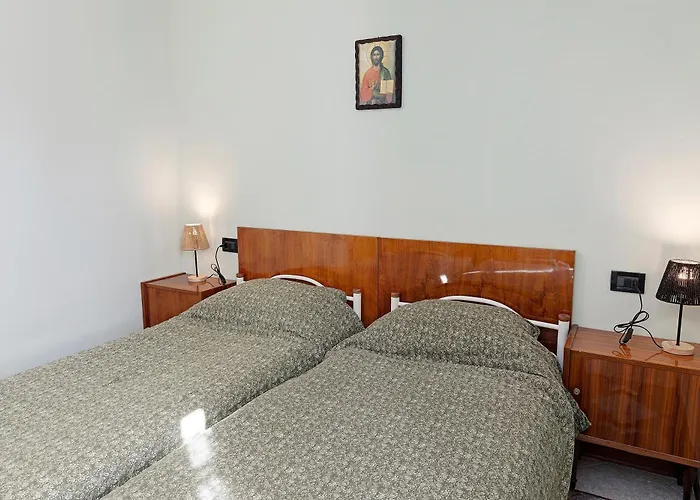 San Giovanni 3*
